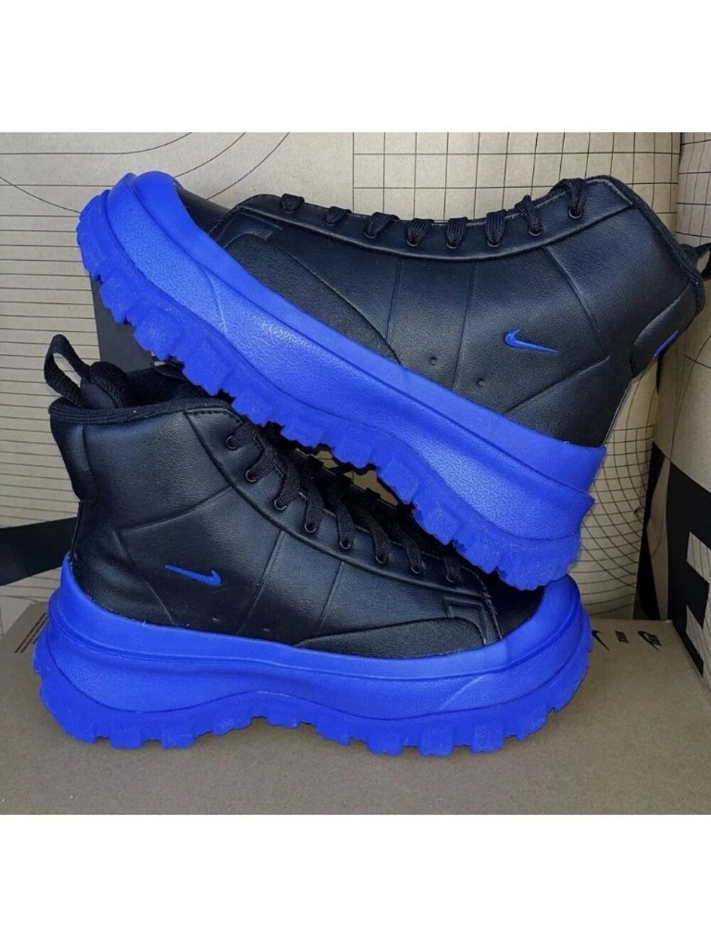 NEW Nike Blazer Roam Mid Women Size 9 Black/Racer Blue FQ9065-001